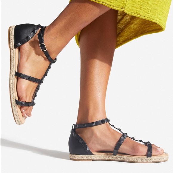Shoe Dazzle Shoes - SANDALS